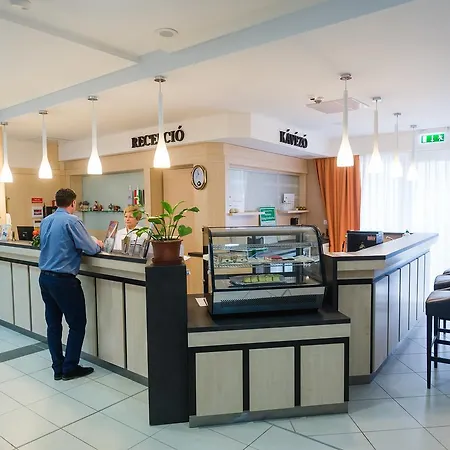 Harkanyi Psoriasis Centrum فندق 3*